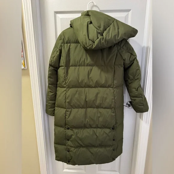 Lauren Ralph Lauren Pillow Hood
Longline Down & Feather Jacket Small - Picture 12 of 13